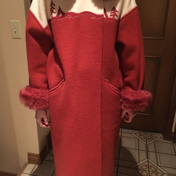 Linda Lundstrom LAPARKA wool coat - Picture 1 of 8